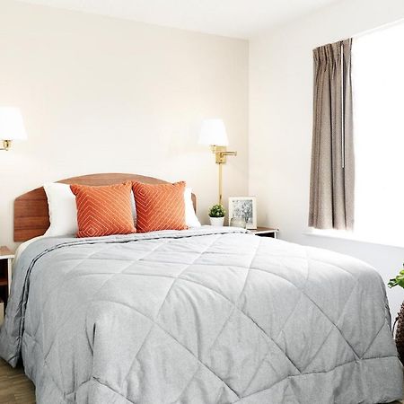 Intown Suites Extended Stay St. Louis Mo - St. Charles Saint Charles Eksteriør bilde