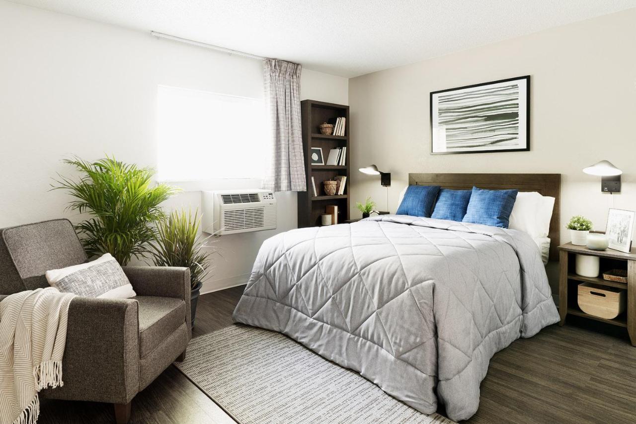 Intown Suites Extended Stay St. Louis Mo - St. Charles Saint Charles Eksteriør bilde