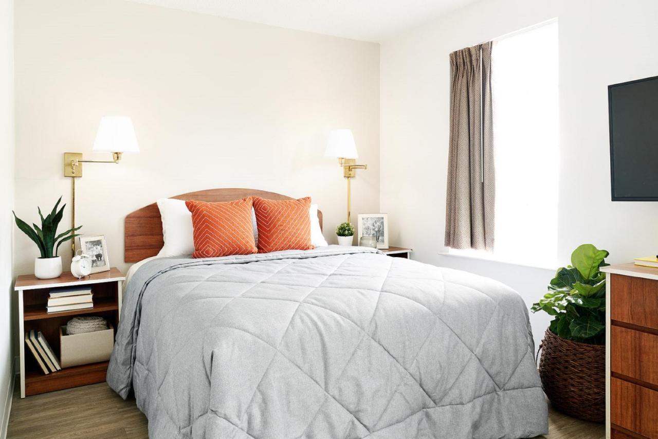 Intown Suites Extended Stay St. Louis Mo - St. Charles Saint Charles Eksteriør bilde